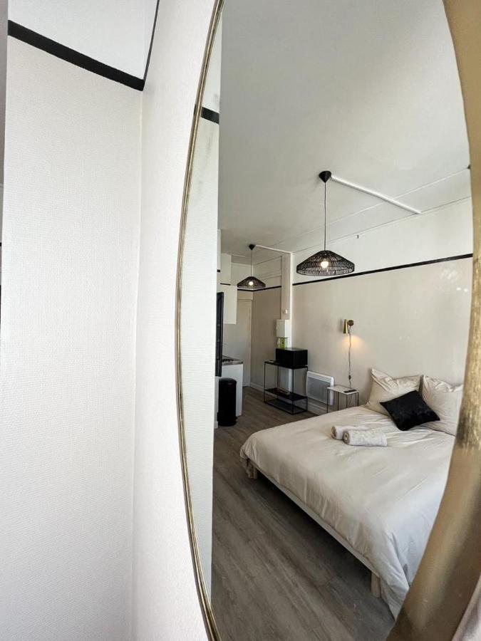 Suite Athos Lyon Exterior photo